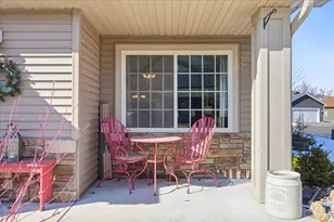 1843 Kristy St, River Falls, WI 54022 - Photo 5