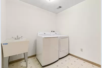 1101 Faribault Road, Faribault, MN 55021 - Photo 37