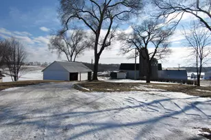 195 S Medina St, Loretto, MN 55357 - Photo 37