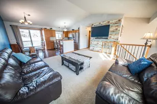 805 5th Ave NW, Dodge Center, MN 55927 - Photo 7