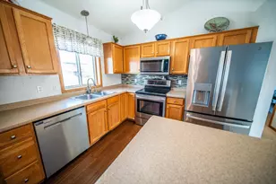 805 5th Ave NW, Dodge Center, MN 55927 - Photo 9