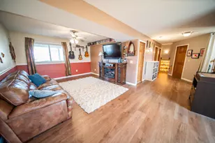 805 5th Ave NW, Dodge Center, MN 55927 - Photo 17