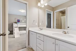 5855 Zanzibar Ln N, Plymouth, MN 55446 - Photo 23