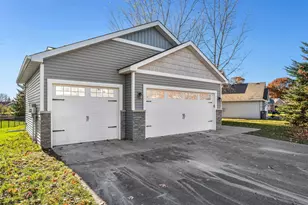 905 Bellaire Blvd NW, Isanti, MN 55040 - Photo 9