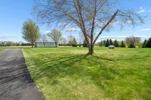 4319 135th St E, Dundas, MN 55019 - Photo 5