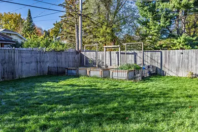 2 Belvidere Street E, Saint Paul, MN 55107 - Photo 5