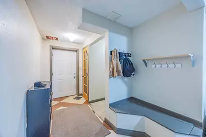 2 Belvidere Street E, Saint Paul, MN 55107 - Photo 31