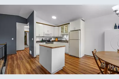 2628 Sumac Court, White Bear Lake, MN 55110 - Photo 11