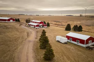 898 60th Ave, Beaver Creek, MN 56116 - Photo 1