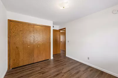 605 E 70th Street, Richfield, MN 55423 - Photo 15