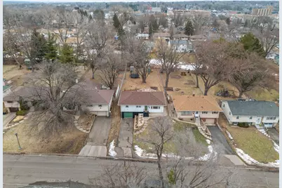 1715 Louise Avenue, Saint Paul, MN 55106 - Photo 5