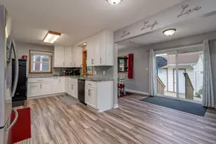 510 N 4th St, Le Sueur, MN 56058 - Photo 9