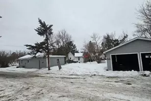 513 26th St NW, Bemidji, MN 56601 - Photo 3