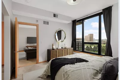 1240 S 2nd Street #723, Minneapolis, MN 55415 - Photo 3