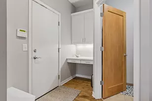 7660 Woodview Ct, Edina, MN 55439 - Photo 25