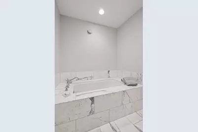 7660 Woodview Court, Edina, MN 55439 - Photo 19