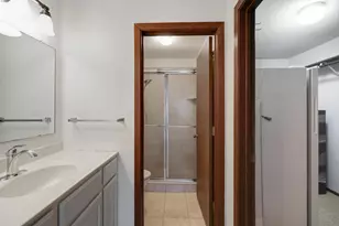 10451 Greenbrier Rd, Minnetonka, MN 55305 - Photo 11