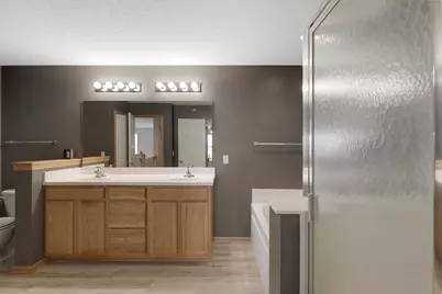 11122 Aberdeen Street NE #H, Blaine, MN 55449 - Photo 27