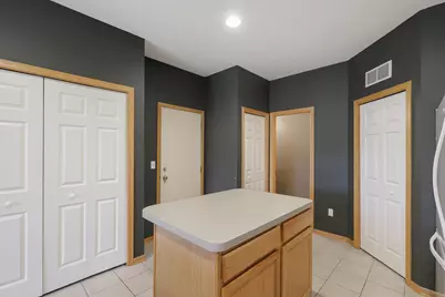 11122 Aberdeen Street NE #H, Blaine, MN 55449 - Photo 17