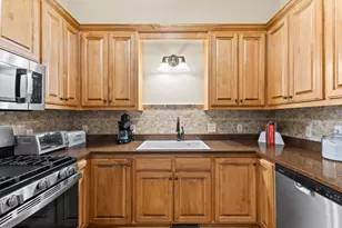 2603 Margaret St N, North Saint Paul, MN 55109 - Photo 9