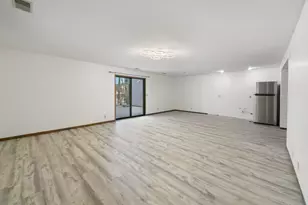 13416 Parkwood Dr, Burnsville, MN 55337 - Photo 17