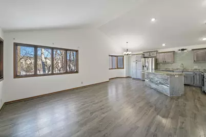 13416 Parkwood Drive, Burnsville, MN 55337 - Photo 7