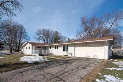 232 W Skyline Court, Mankato, MN 56001 - Photo 27