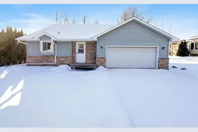 209 Grand Avenue NE, Saint Michael, MN 55376 - Photo 1