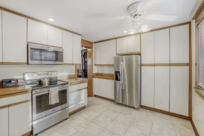 401 Highway 7, Excelsior, MN 55331 - Photo 3