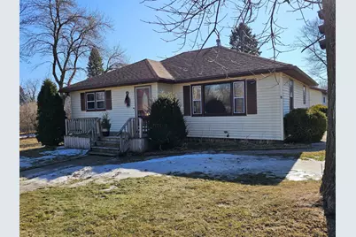 307 4th Avenue W, Lamberton, MN 56152 - Photo 1