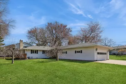 2201 Tamarack Lane, Burnsville, MN 55337 - Photo 3