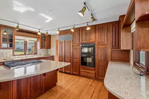 2201 Tamarack Ln, Burnsville, MN 55337 - Photo 3