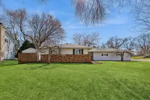 2201 Tamarack Ln, Burnsville, MN 55337 - Photo 15