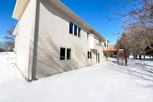 4298 Balsam Ln N, Plymouth, MN 55441 - Photo 27