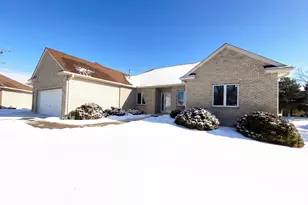 4298 Balsam Ln N, Plymouth, MN 55441 - Photo 7