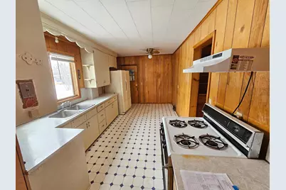 400 2nd Street SW, Braham, MN 55006 - Photo 3