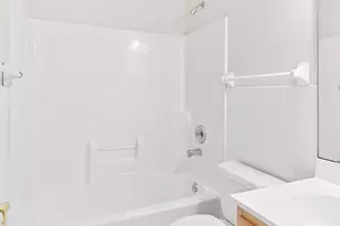 204 Central Ave S, Wayzata, MN 55391 - Photo 25