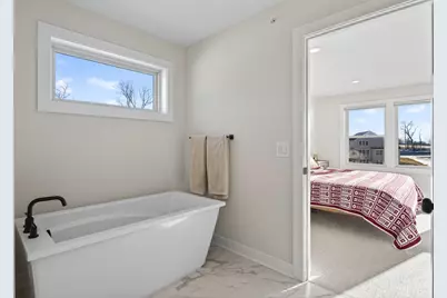 2388 Laurie Court, Roseville, MN 55113 - Photo 37