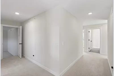 2388 Laurie Court, Roseville, MN 55113 - Photo 31