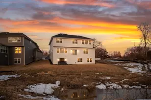 2388 Laurie Ct, Roseville, MN 55113 - Photo 83