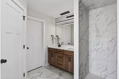 2388 Laurie Court, Roseville, MN 55113 - Photo 39