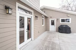 3000 Arona St, Roseville, MN 55113 - Photo 7