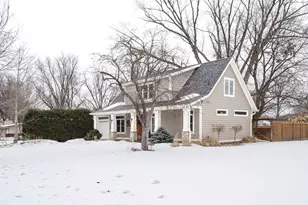 3000 Arona St, Roseville, MN 55113 - Photo 3