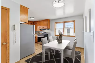 1955 Idaho Avenue E, Saint Paul, MN 55119 - Photo 11