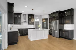 20377 Hampton Ct, Lakeville, MN 55044 - Photo 9