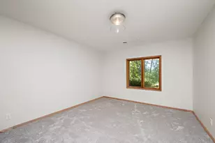 1598 Summit Shores Cir, Burnsville, MN 55306 - Photo 15