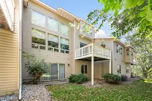 1598 Summit Shores Cir, Burnsville, MN 55306 - Photo 17