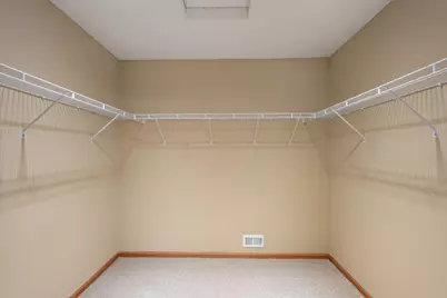 1598 Summit Shores Circle, Burnsville, MN 55306 - Photo 9