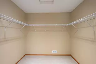 1598 Summit Shores Cir, Burnsville, MN 55306 - Photo 9