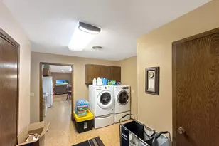 3033 Redwood Ave, Slayton, MN 56172 - Photo 9